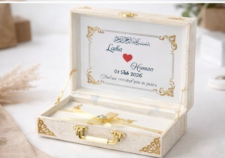 White Nikkah Booklet with Pen & Box (with lock) - Image 3