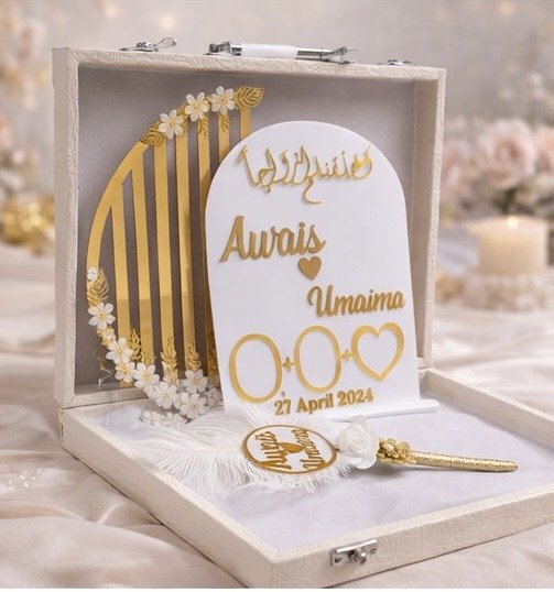Elegant Wedding Gift Set Display - Image 3